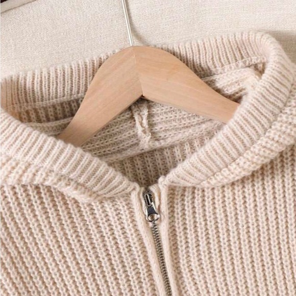 Woman’s Quarter Zip Soft Knit Cropped Sweater - Picture 3 of 4